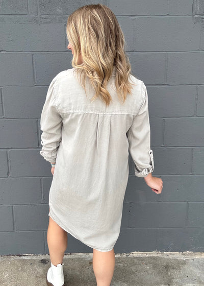 Perfect Form- Pale Sage