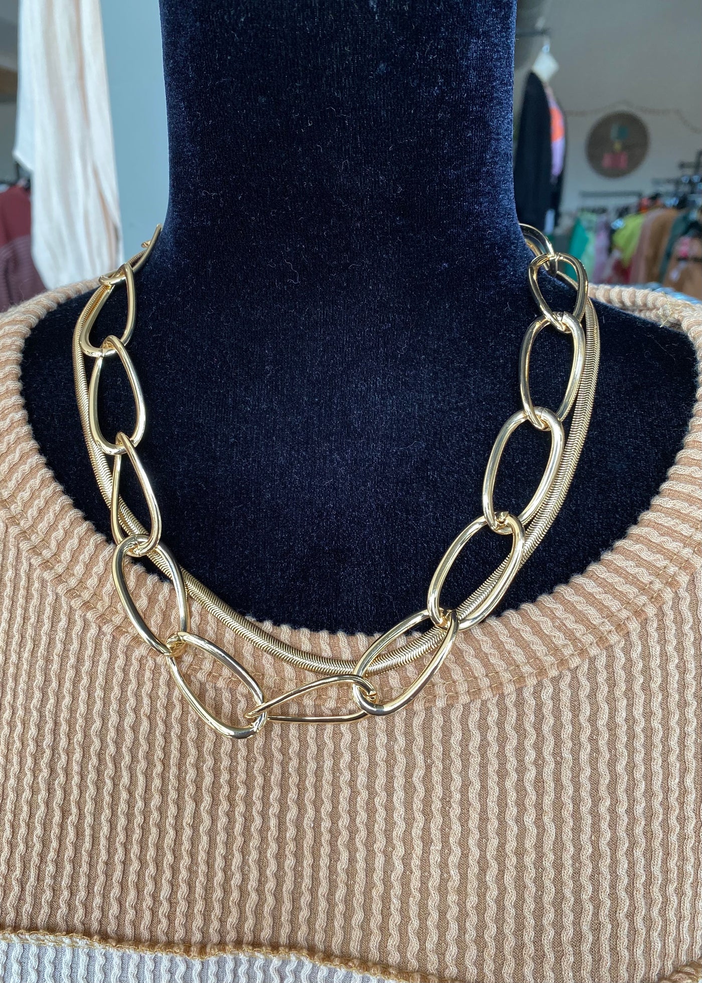 Snake Chain & Oval Necklace