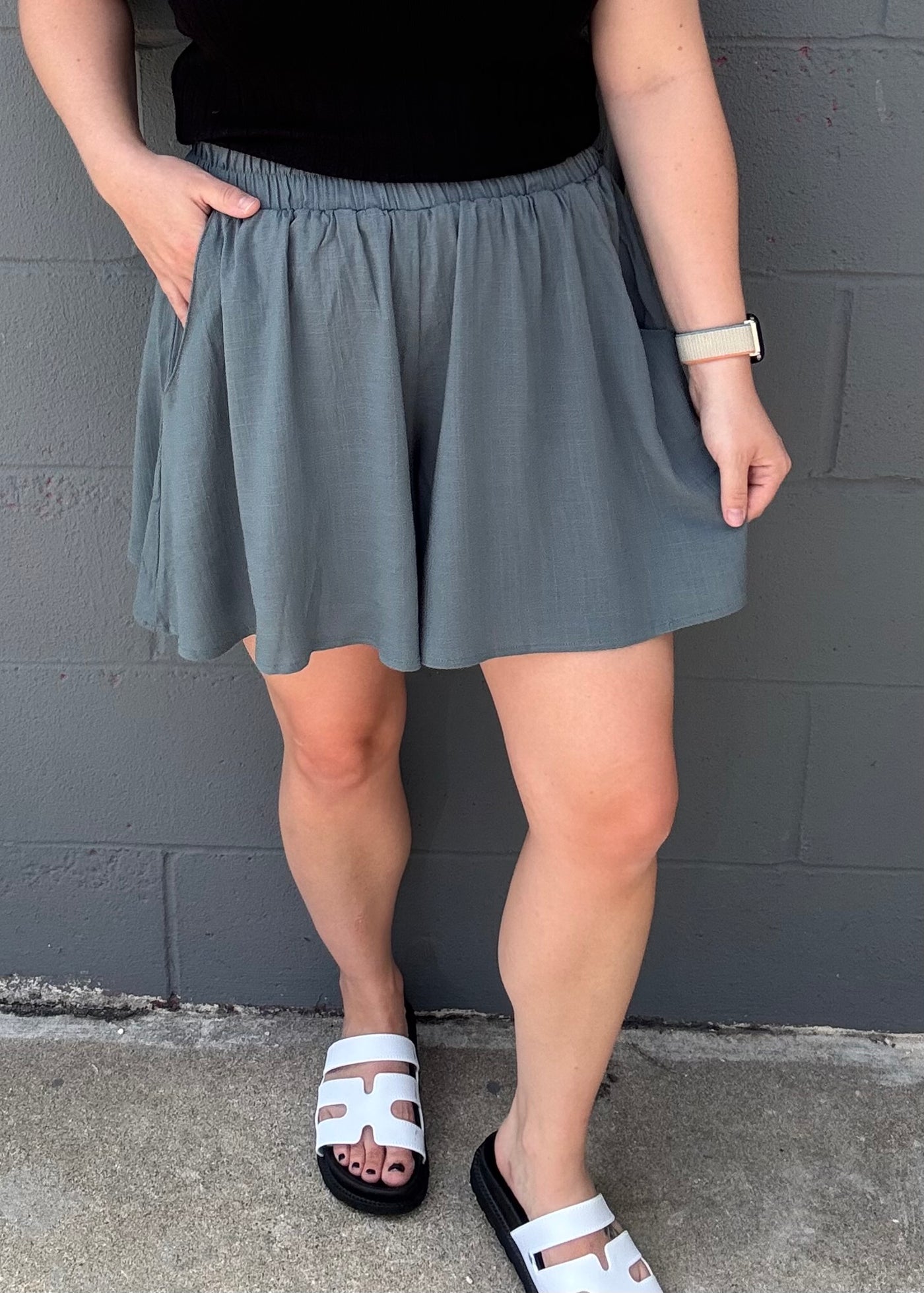 Casual Cues- Ash Jade