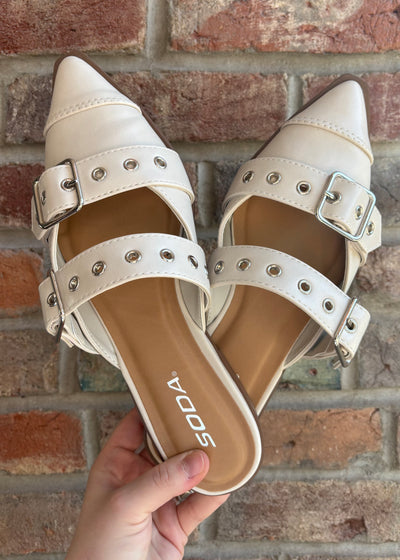Stand Out Buckle Flats- Off White