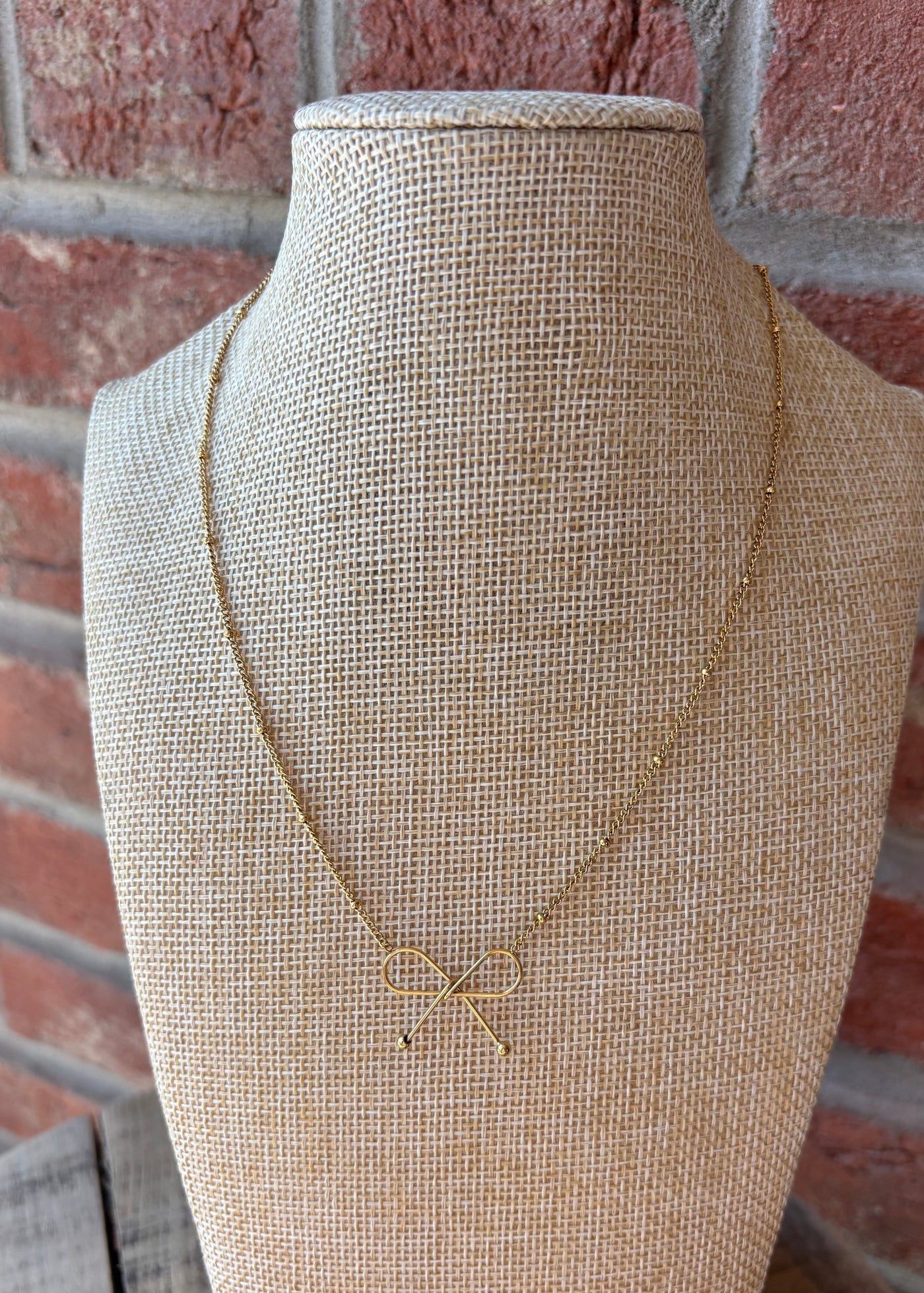 Dainty Gold Bow Necklace
